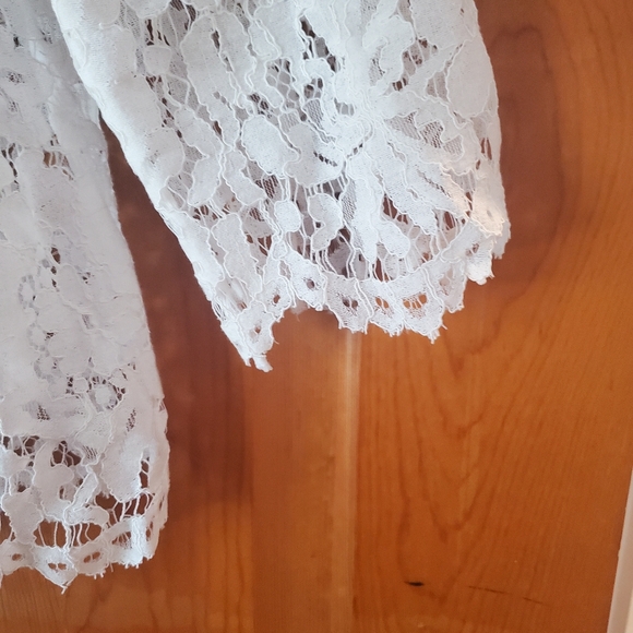 Custom made white lace top - Picture 3 of 5